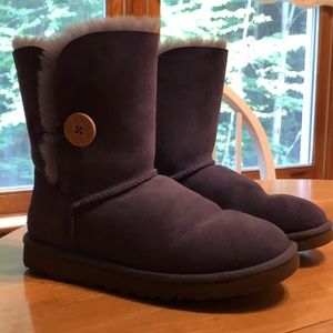 Bailey button uggs